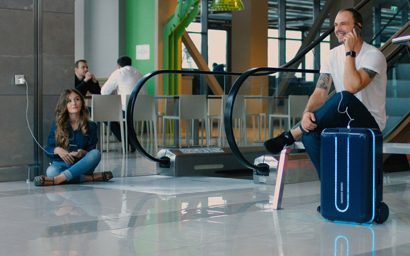 نوآوریهای جدید در چمدانهای مسافرتی: از راحتی حمل تا چمدانهای هوشمند و خودران