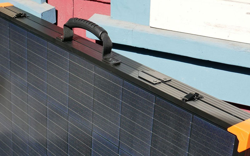 چمدان خورشیدی | خرید، بهترین مدلها و راهنمای کامل ۲۰۲۵