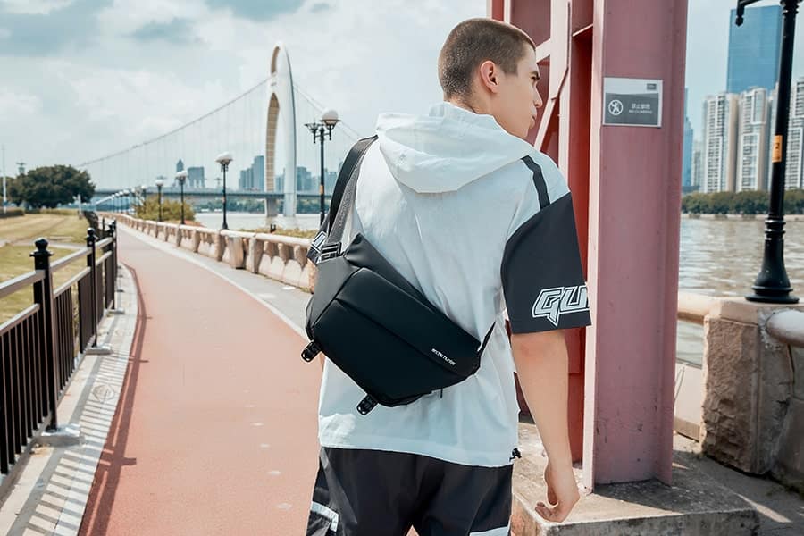 کیف دوشی آرکتیک هانتر کد YB00046 - Image 8