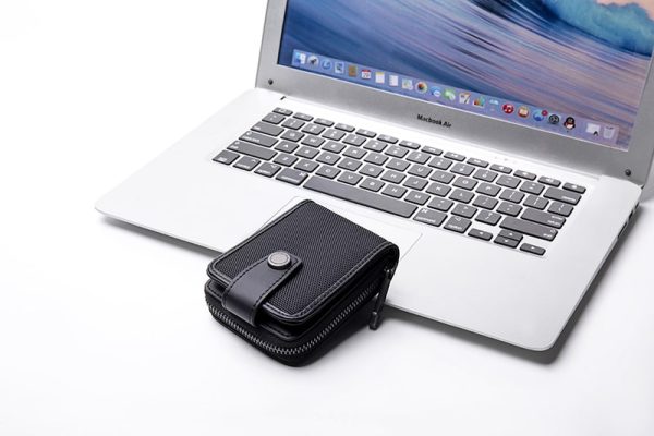کیف کارت آرکتیک هانتر کد QB0012 - Image 5
