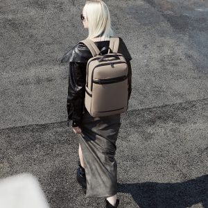 کوله پشتی آرکتیک هانتر مدل b00872